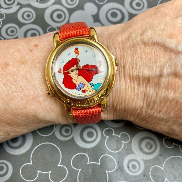 Vintage Disney x Lorus by Seiko Ariel The Little Mermaid Animated Musical Watch - Picture 9 of 17